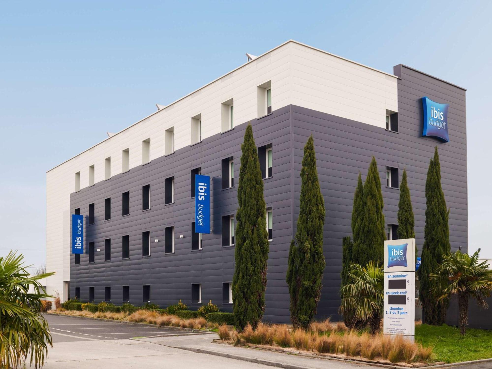 Ibis Budget Ancenis Mesanger Exterior photo