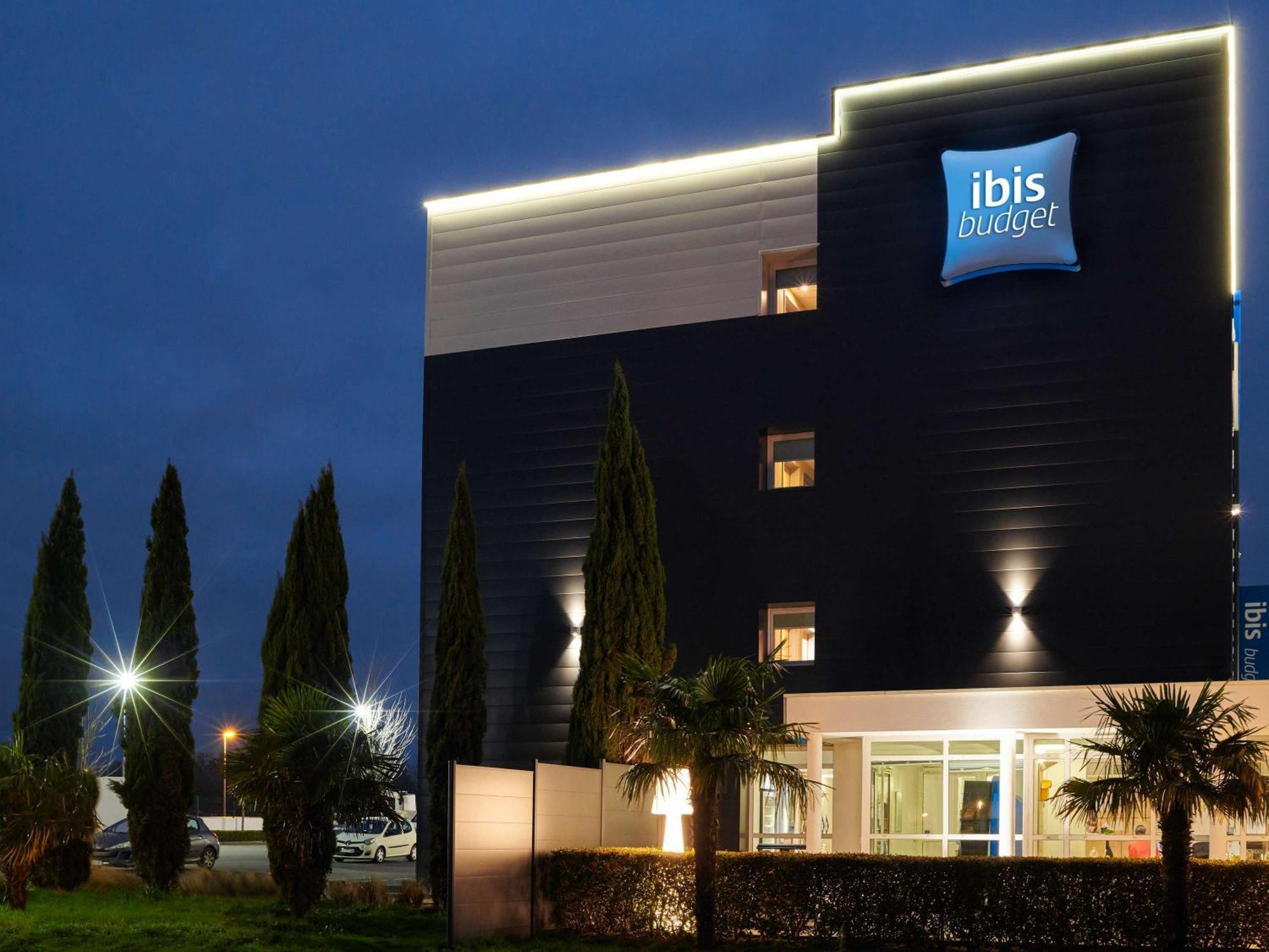 Ibis Budget Ancenis Mesanger Exterior photo
