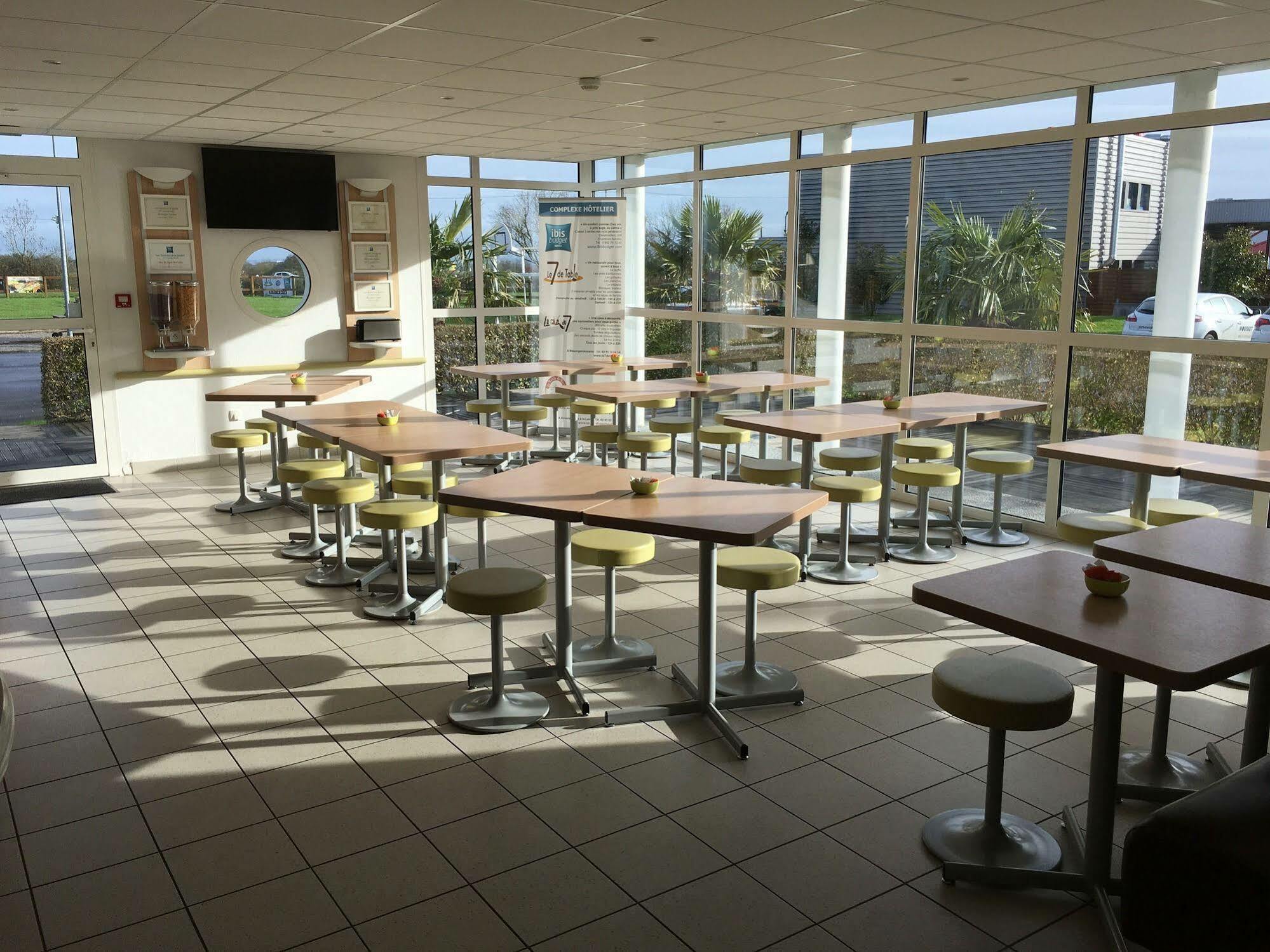 Ibis Budget Ancenis Mesanger Exterior photo