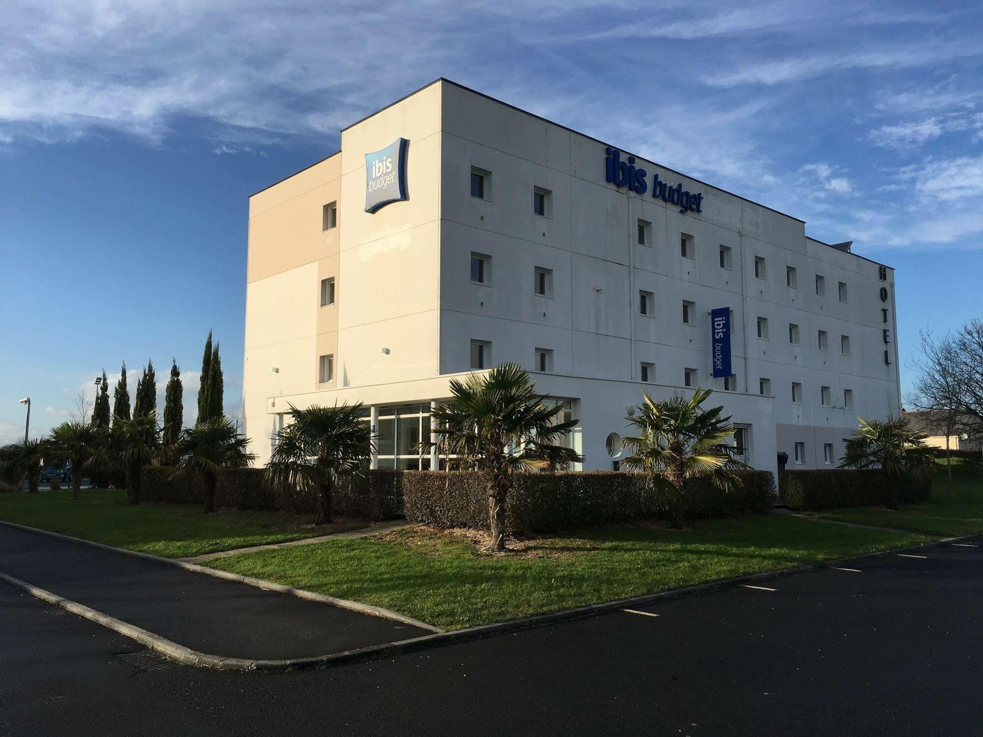 Ibis Budget Ancenis Mesanger Exterior photo