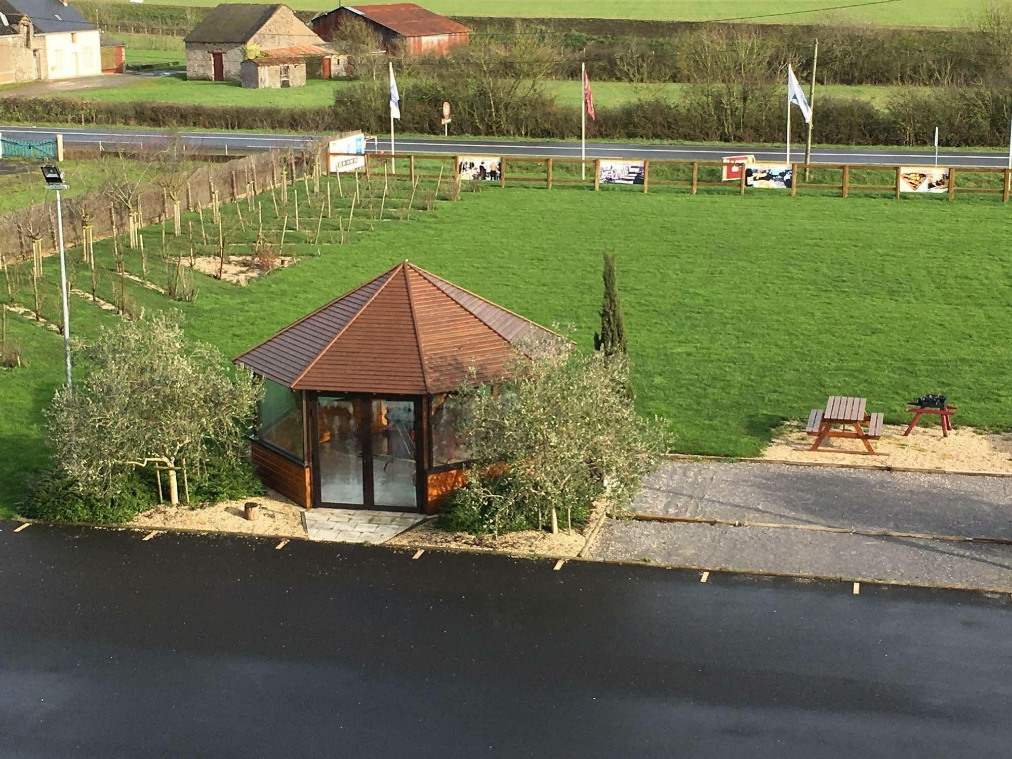 Ibis Budget Ancenis Mesanger Exterior photo